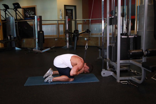 Cable Crunch finish position