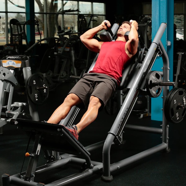 Hack Squat start position