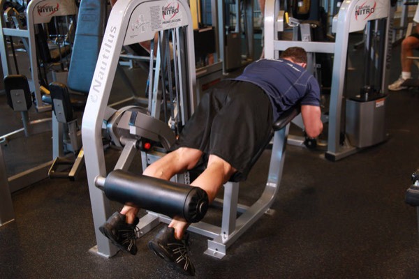 Lying Leg Curl start position