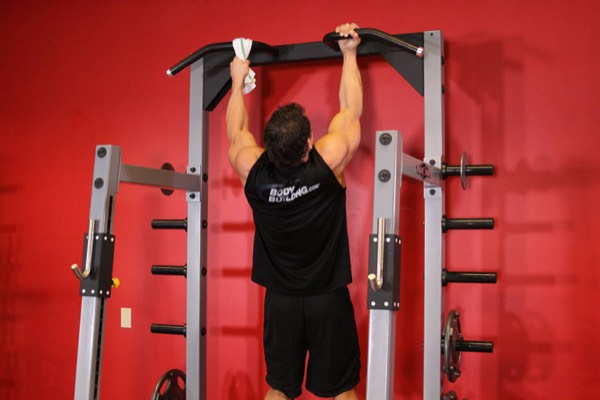 One-Arm Chin-Up start position